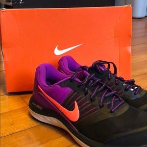 NIB Nike sneakers 6.5